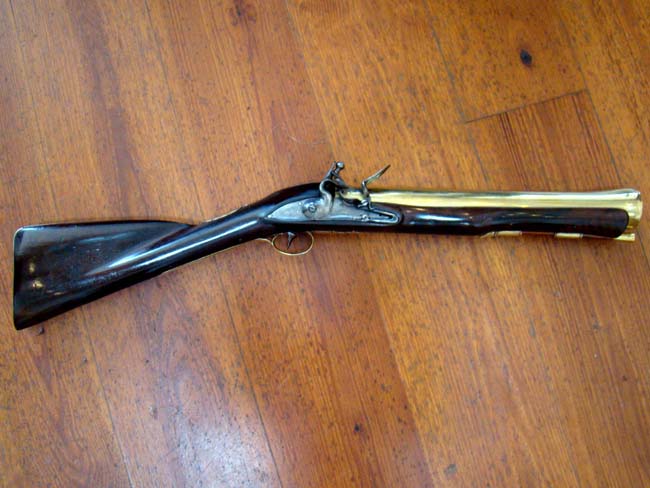 A fine and rare 18th century Irish flintlock coaching blunderbuss with rococco mounts circa 1775
